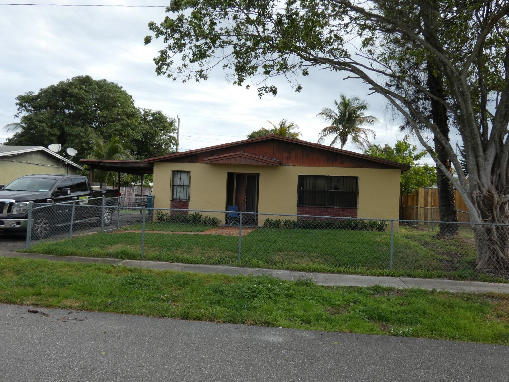 En Venta 2350 NW 1st Street, Boynton Beach, FL 33435, Boynton Beach, FL 33435