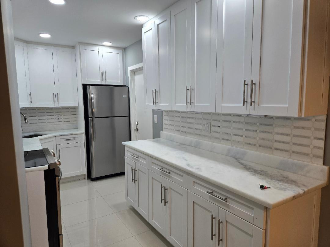 Alquilada 639 W Oakland Park Boulevard 114-D, Wilton Manors, FL 33311, Wilton Manors, FL 33311