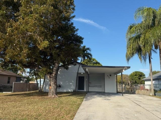 Alquilada 810 SW 5th Avenue, Delray Beach, FL 33444, Delray Beach, FL 33444