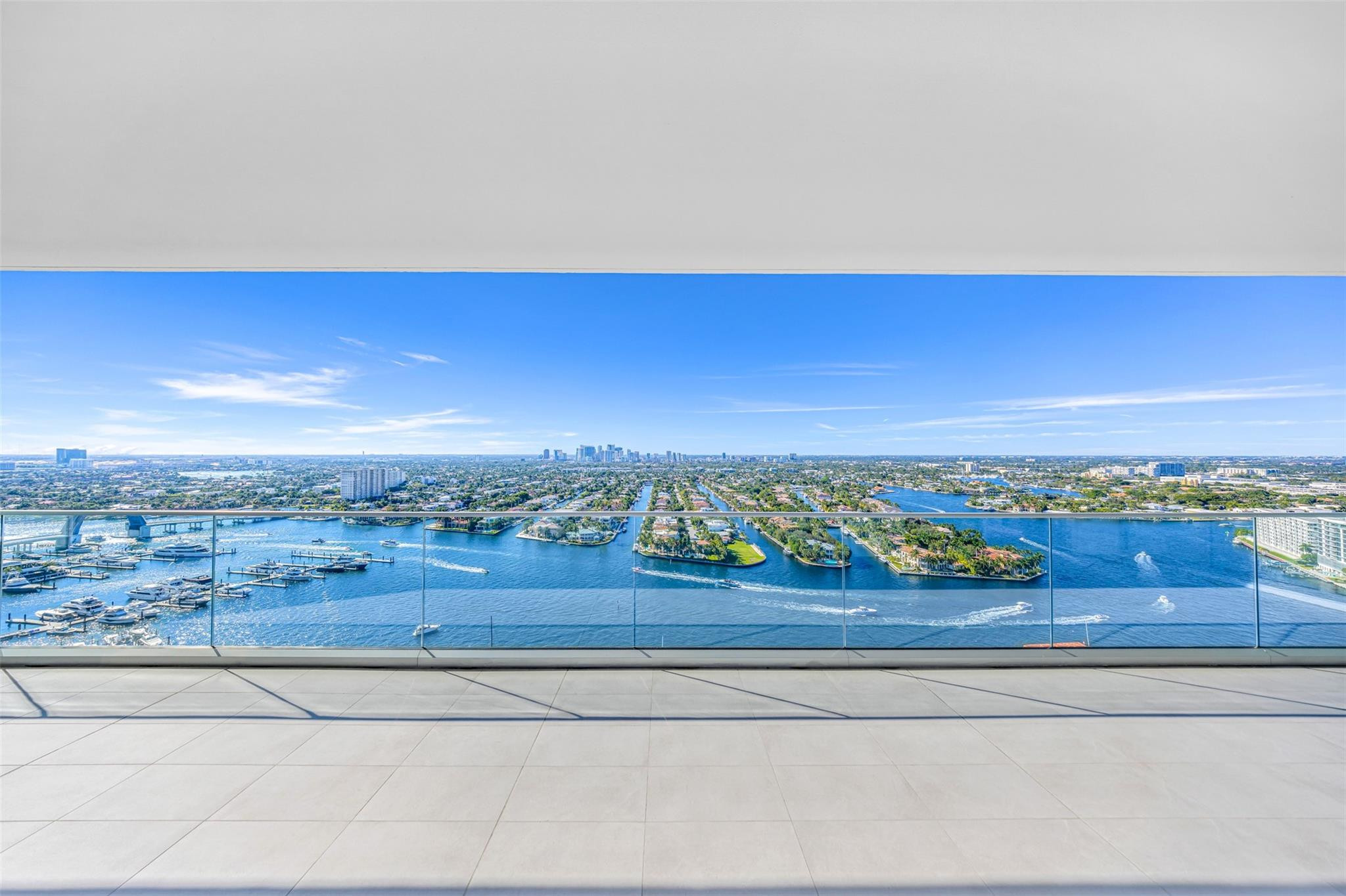 Foto de propiedad en 153 N Seabreeze 2503-S, Fort Lauderdale, FL 33304 Fort Lauderdale con MLS# 