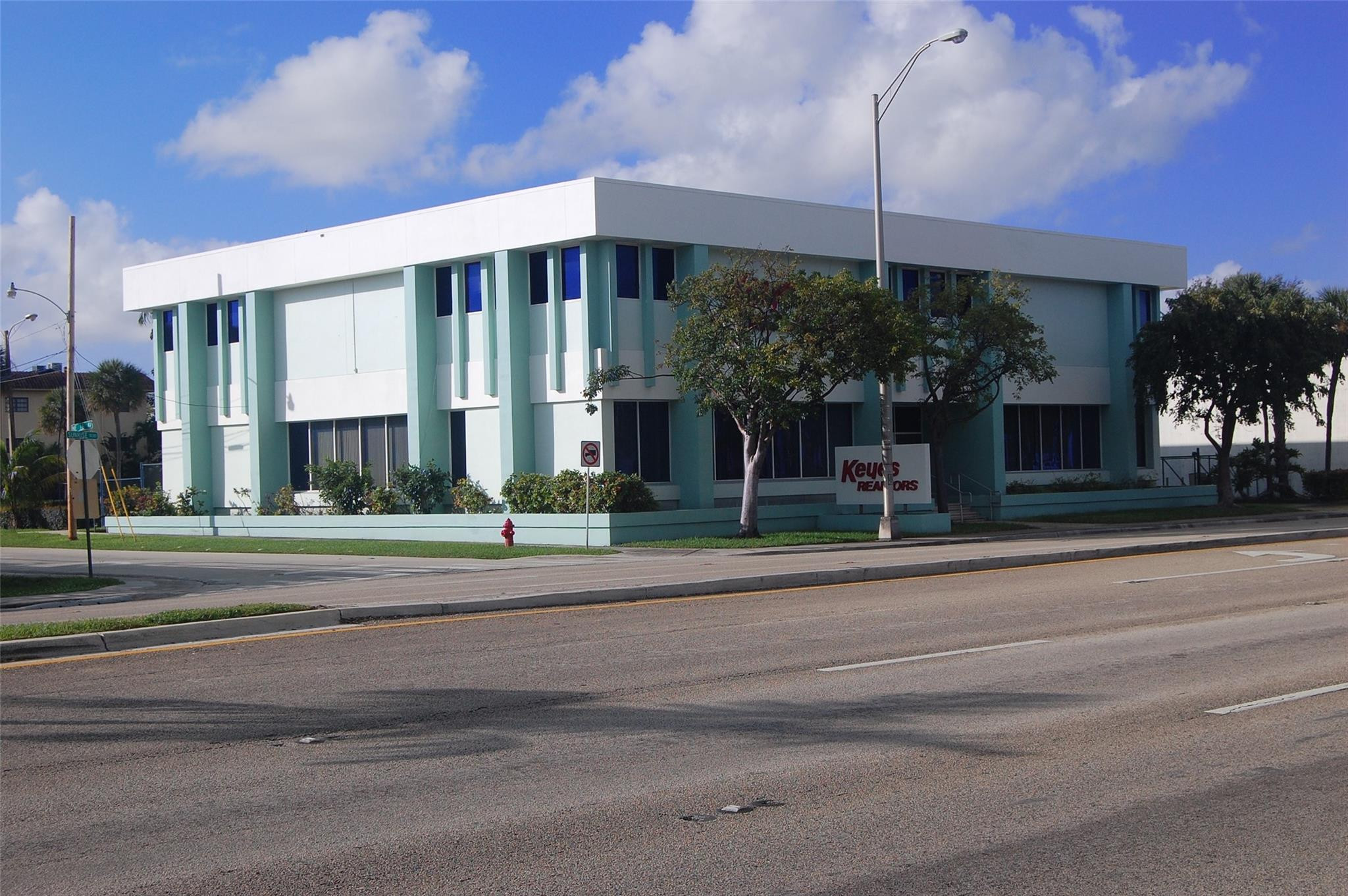 Foto de propiedad en 1520 E Sunrise, Fort Lauderdale, FL 33304 Fort Lauderdale con MLS# 