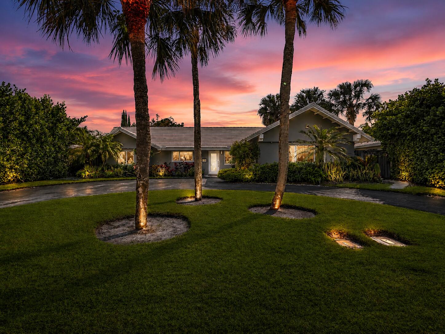 Foto de propiedad en 1920 NE 57th Street, Fort Lauderdale, FL 33308 Fort Lauderdale con MLS# 