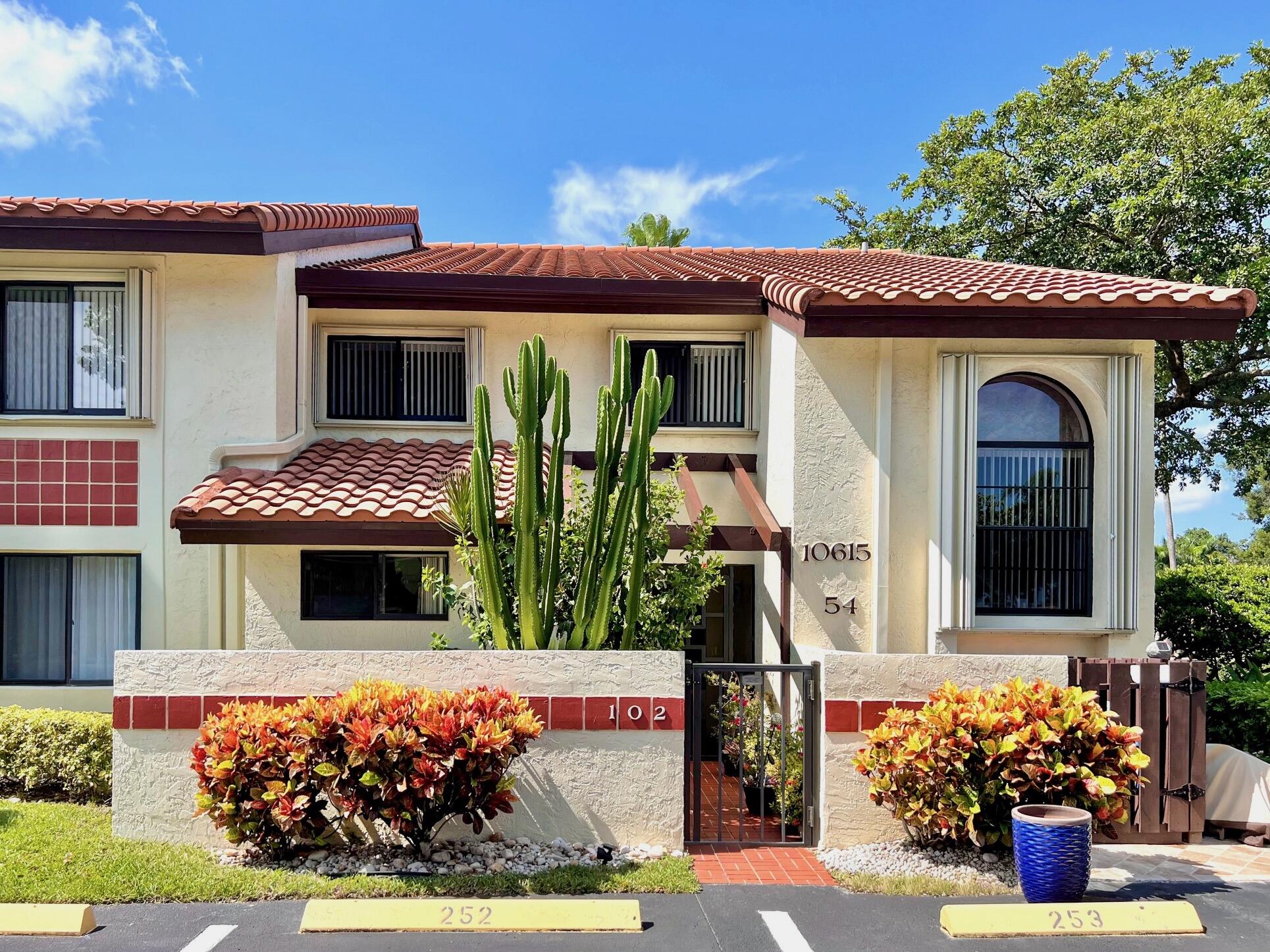 Foto de propiedad en 10615 Ocean Palm Way 102, Boynton Beach, FL 33437 Boynton Beach con MLS# 