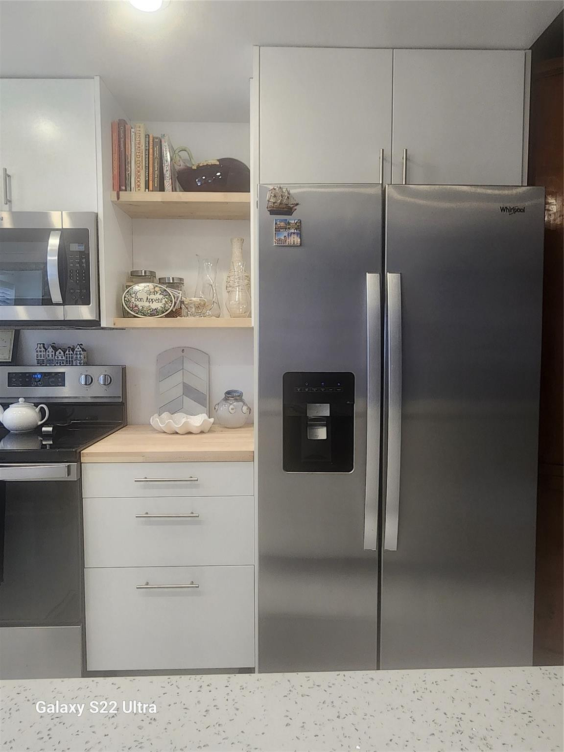 Foto de propiedad en 700 SE 6th Avenue 111, Deerfield Beach, FL 33441 Deerfield Beach con MLS# 