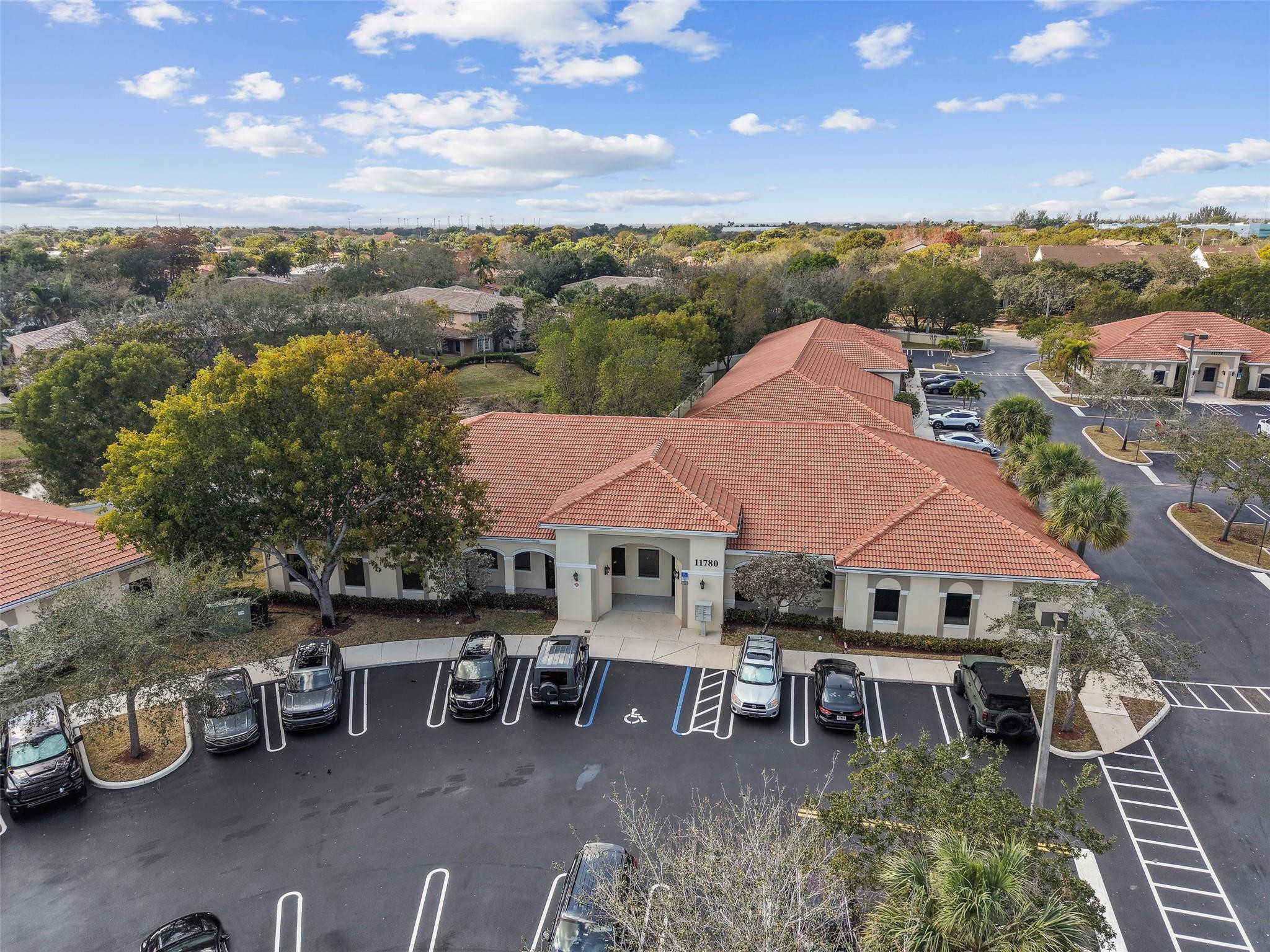 En Venta 11780 W Sample Road, Coral Springs, FL 33065, Coral Springs, FL 33065