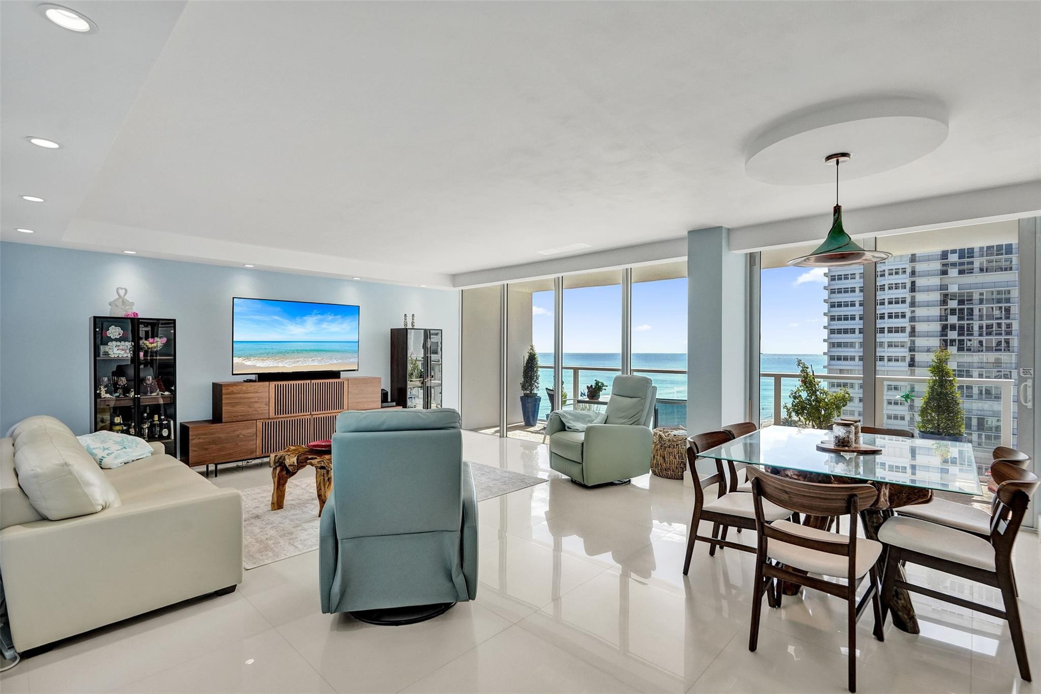 Foto de propiedad en 4300 N Ocean Boulevard 10m, Fort Lauderdale, FL 33308 Fort Lauderdale con MLS# 