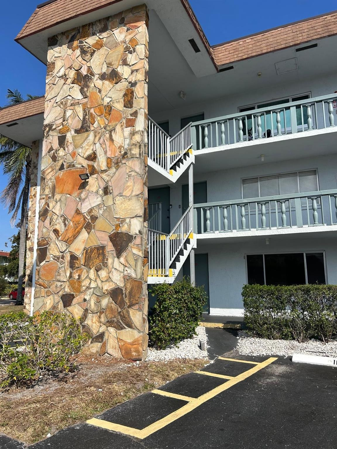 Alquilada 2200 Springdale Boulevard 102, Palm Springs, FL 33461, Palm Springs, FL 33461