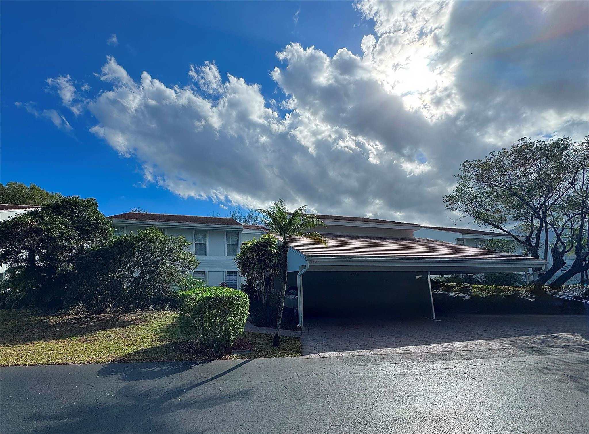 Alquilada 6237 Old Court Road 204, Boca Raton, FL 33433, Boca Raton, FL 33433