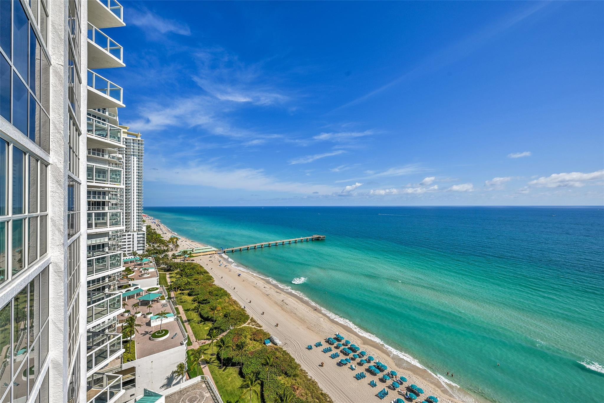 Foto de propiedad en 16425 Collins Avenue 2011, Sunny Isles Beach, FL 33160 Sunny Isles Beach con MLS# 