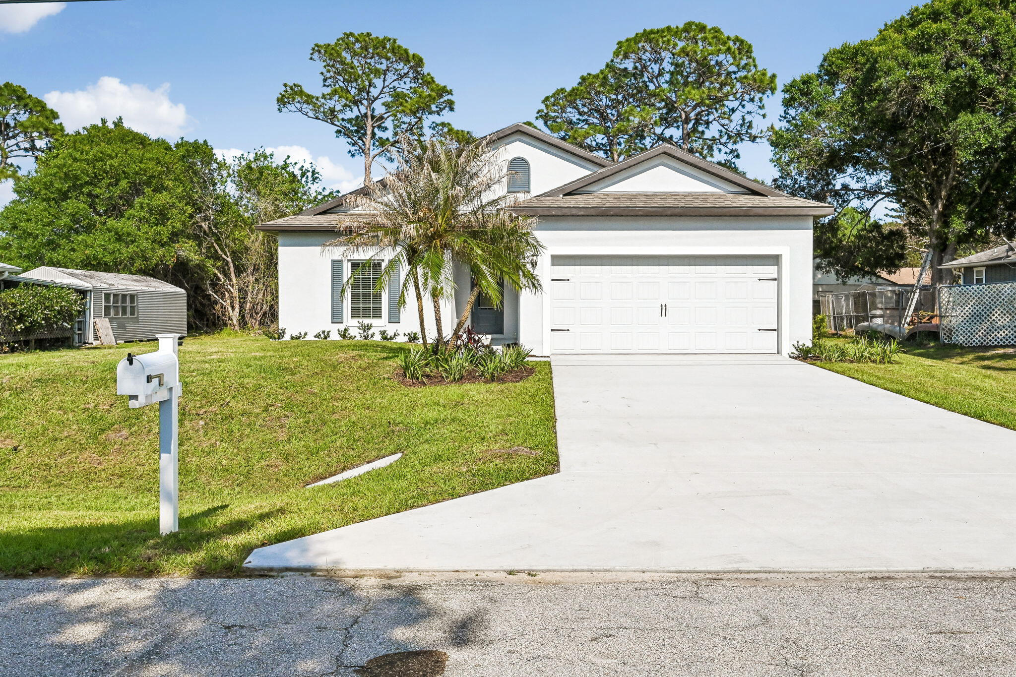 Foto de propiedad en 5019 Sunset Boulevard, Fort Pierce, FL 34982 Fort Pierce con MLS# 
