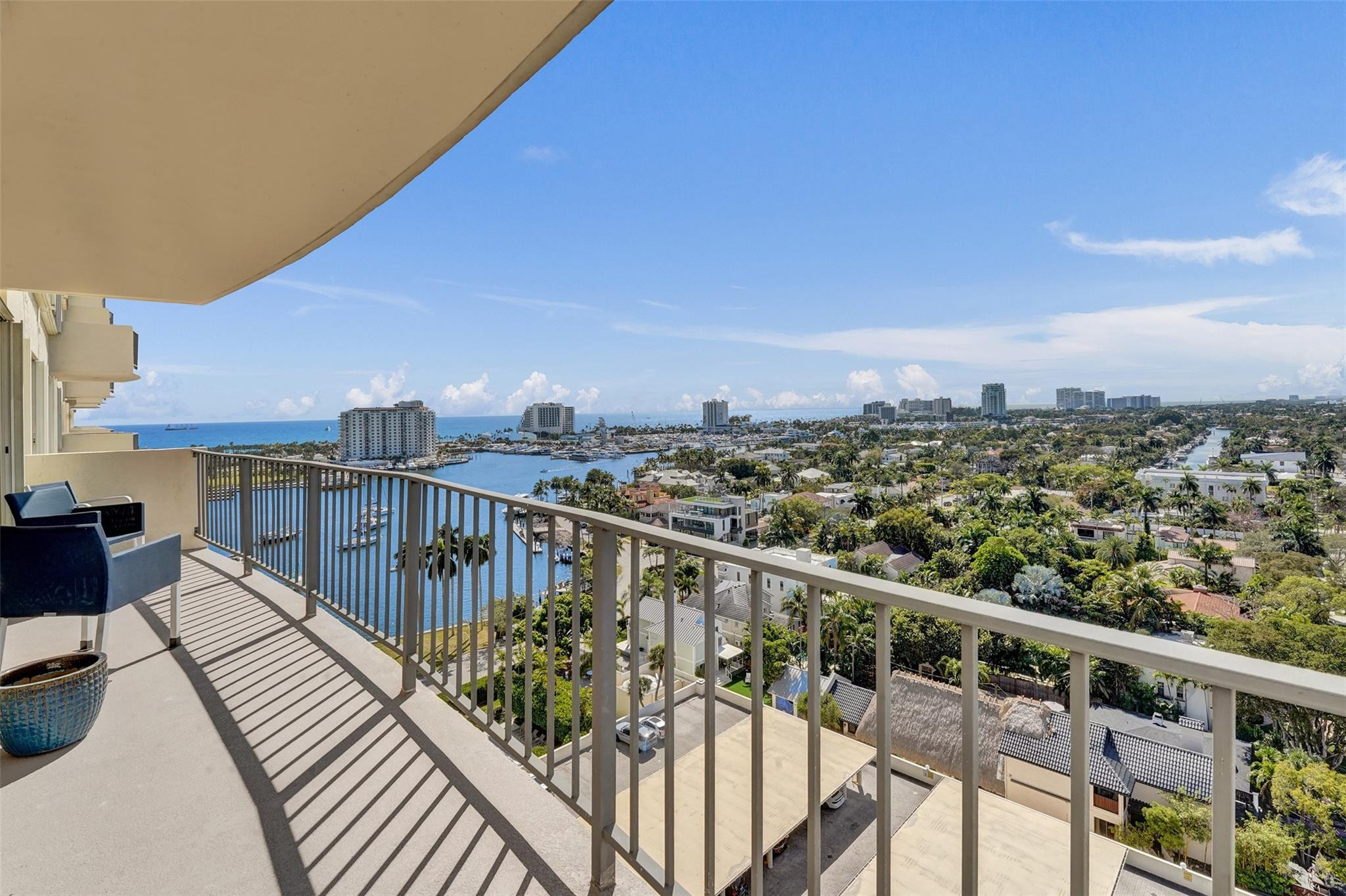 Foto de propiedad en 2500 E Las Olas Boulevard 1509, Fort Lauderdale, FL 33301 Fort Lauderdale con MLS# 