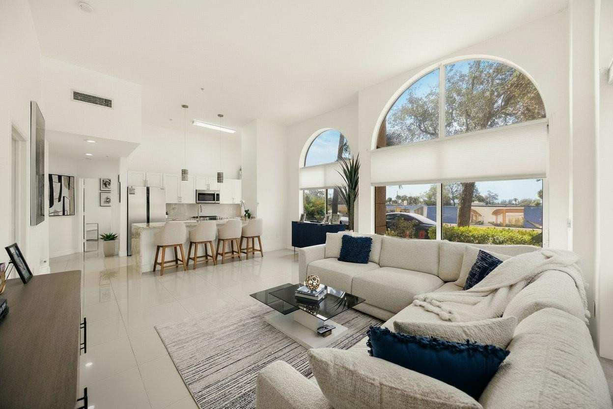 Foto de propiedad en 616 Clearwater Park Road 101, West Palm Beach, FL 33401 West Palm Beach con MLS# 