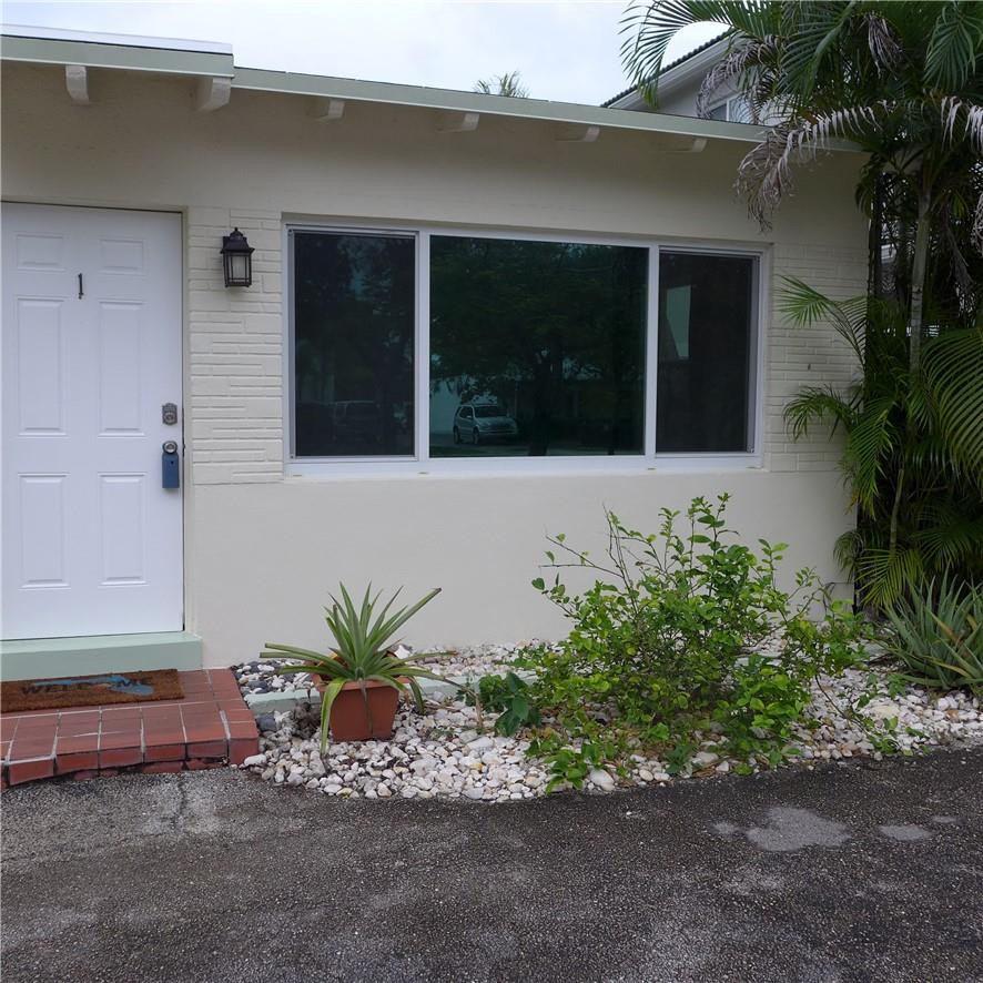 Foto de propiedad en 812 NE 15 Avenue, Fort Lauderdale, FL 33304 Fort Lauderdale con MLS# 