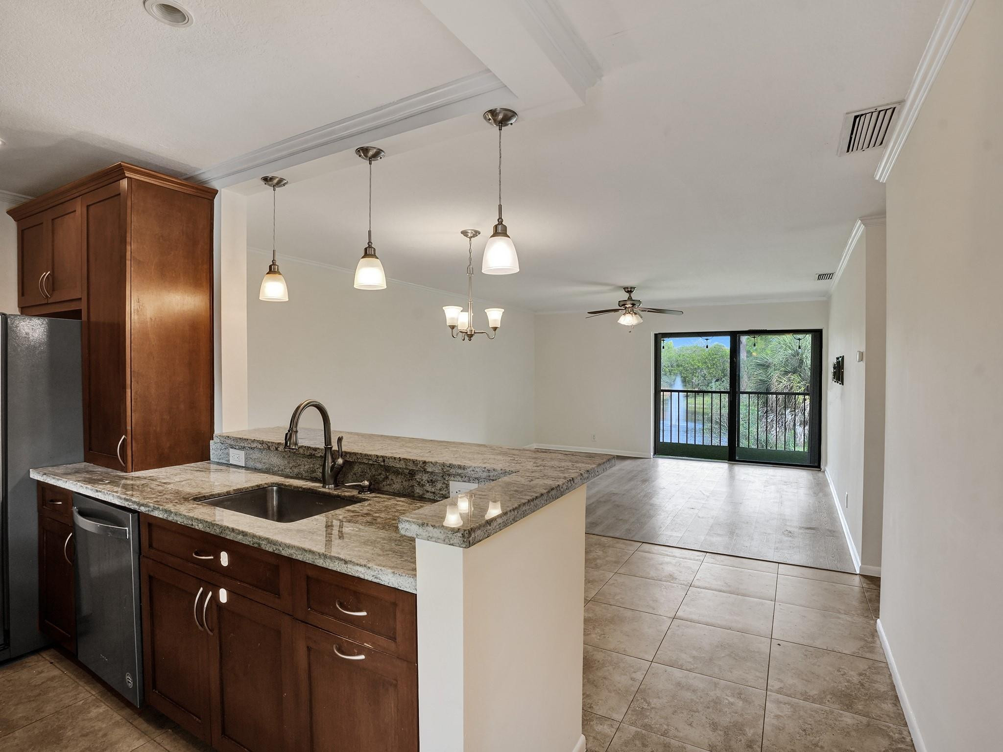 Alquilada 930 SW 9th Street Circle 206, Boca Raton, FL 33486, Boca Raton, FL 33486