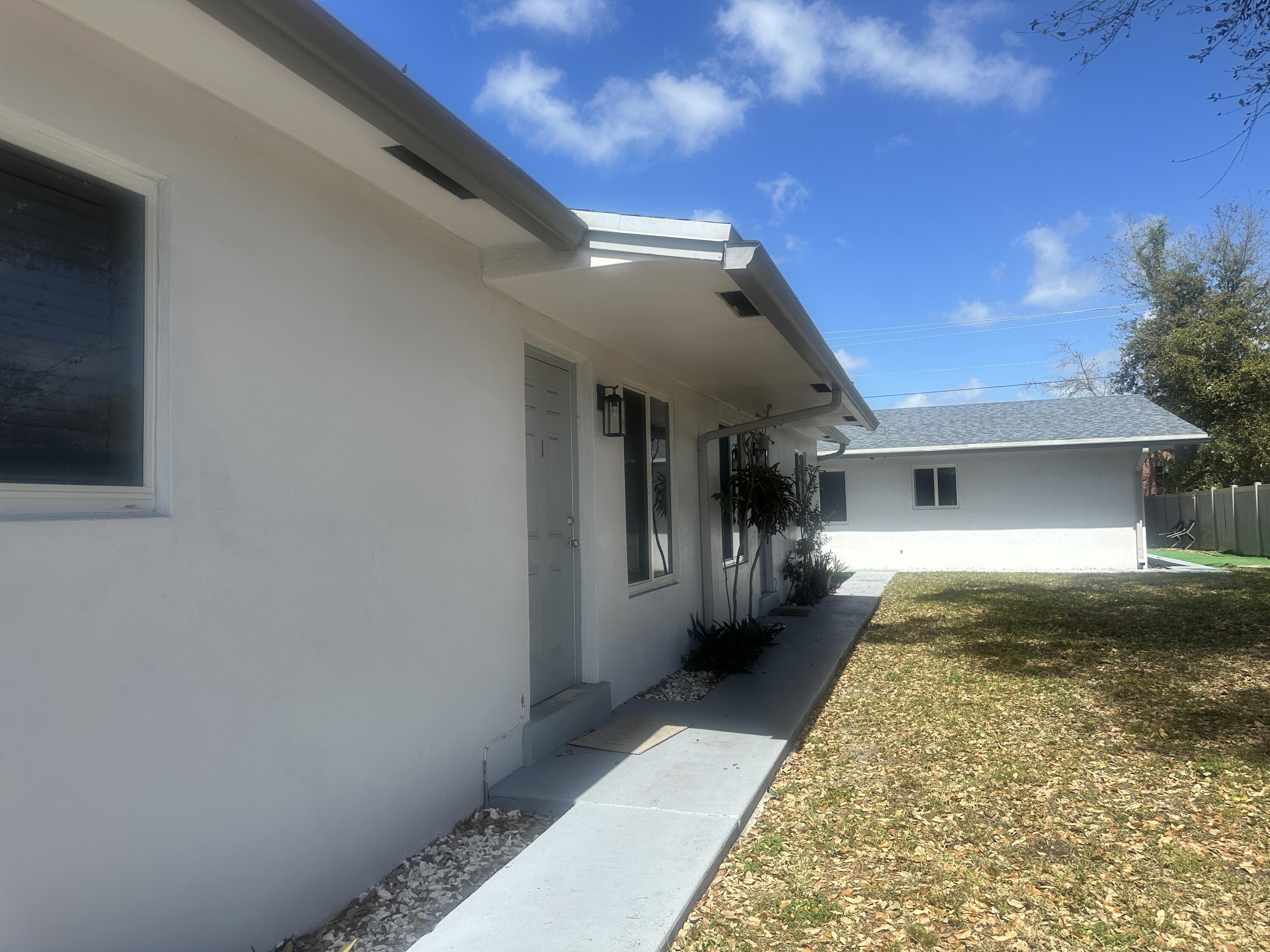 Foto de propiedad en 6109 SW 30th Street, Miramar, FL 33023 Miramar con MLS# 