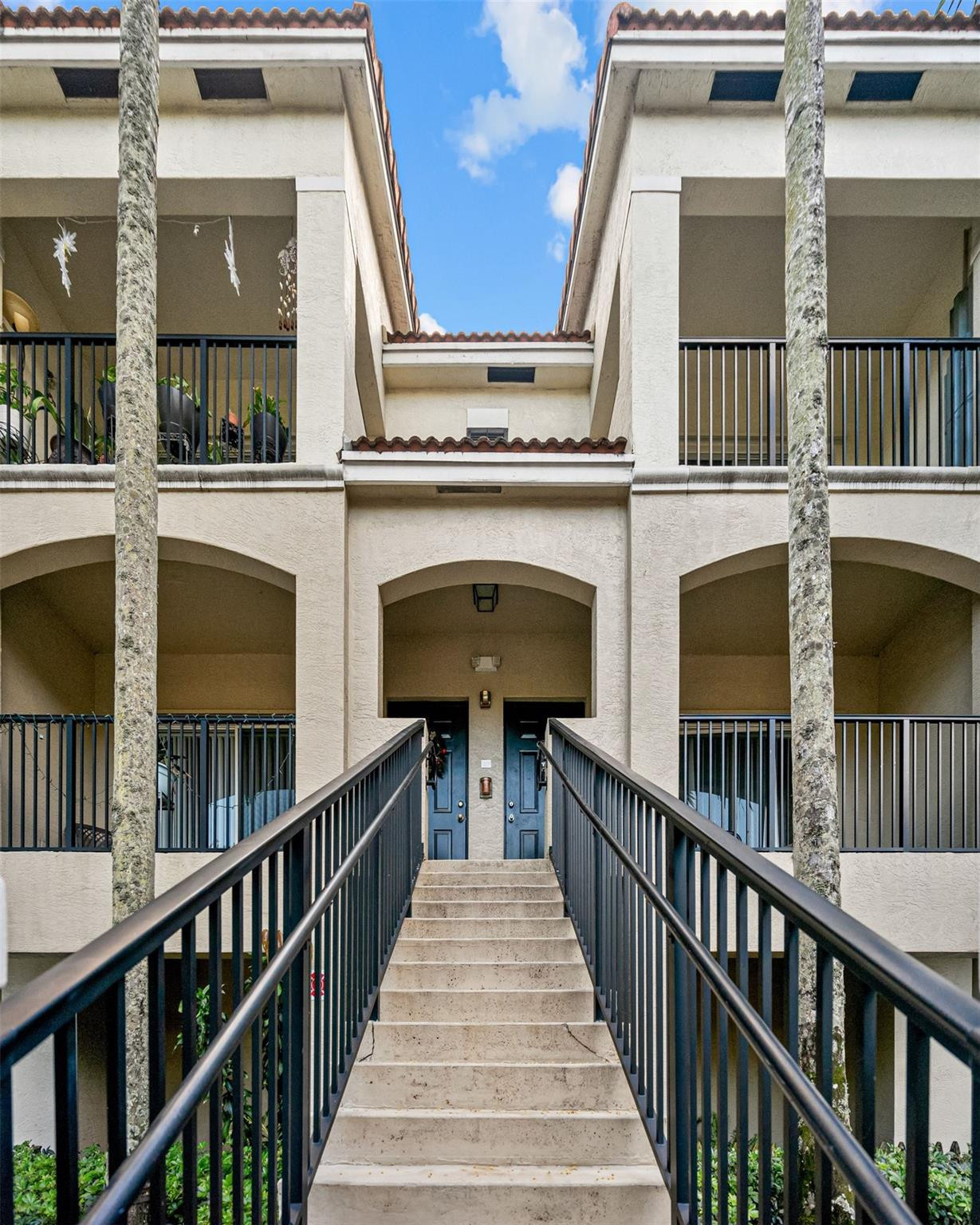Foto de propiedad en 5880 W Sample Road 307, Coral Springs, FL 33067 Coral Springs con MLS# 