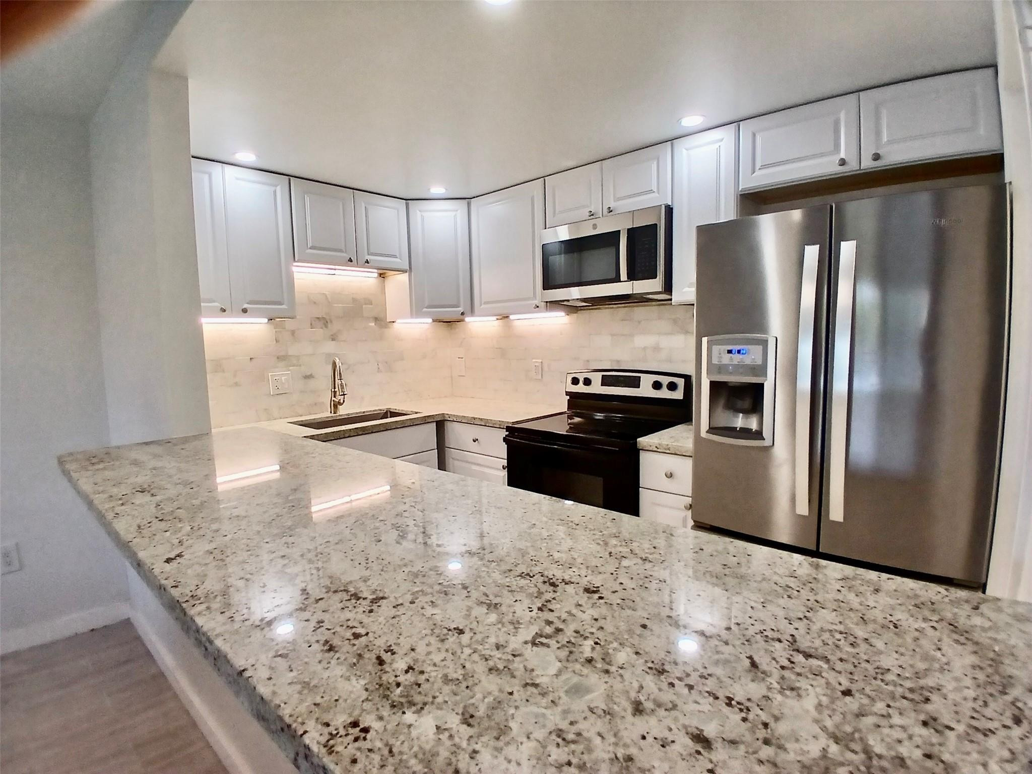 Alquilada 4164 N Inverrary Drive 311, Lauderhill, FL 33319, Lauderhill, FL 33319