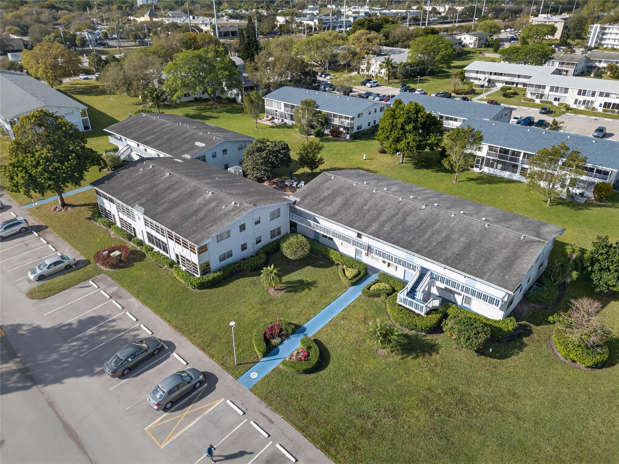 Foto de propiedad en 51 Farnham C, Deerfield Beach, FL 33442 Deerfield Beach con MLS# 