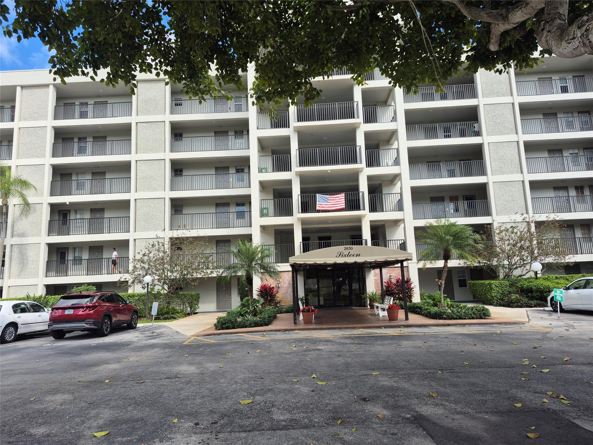 Alquilada 2650 S Course Drive 502, Pompano Beach, FL 33069, Pompano Beach, FL 33069