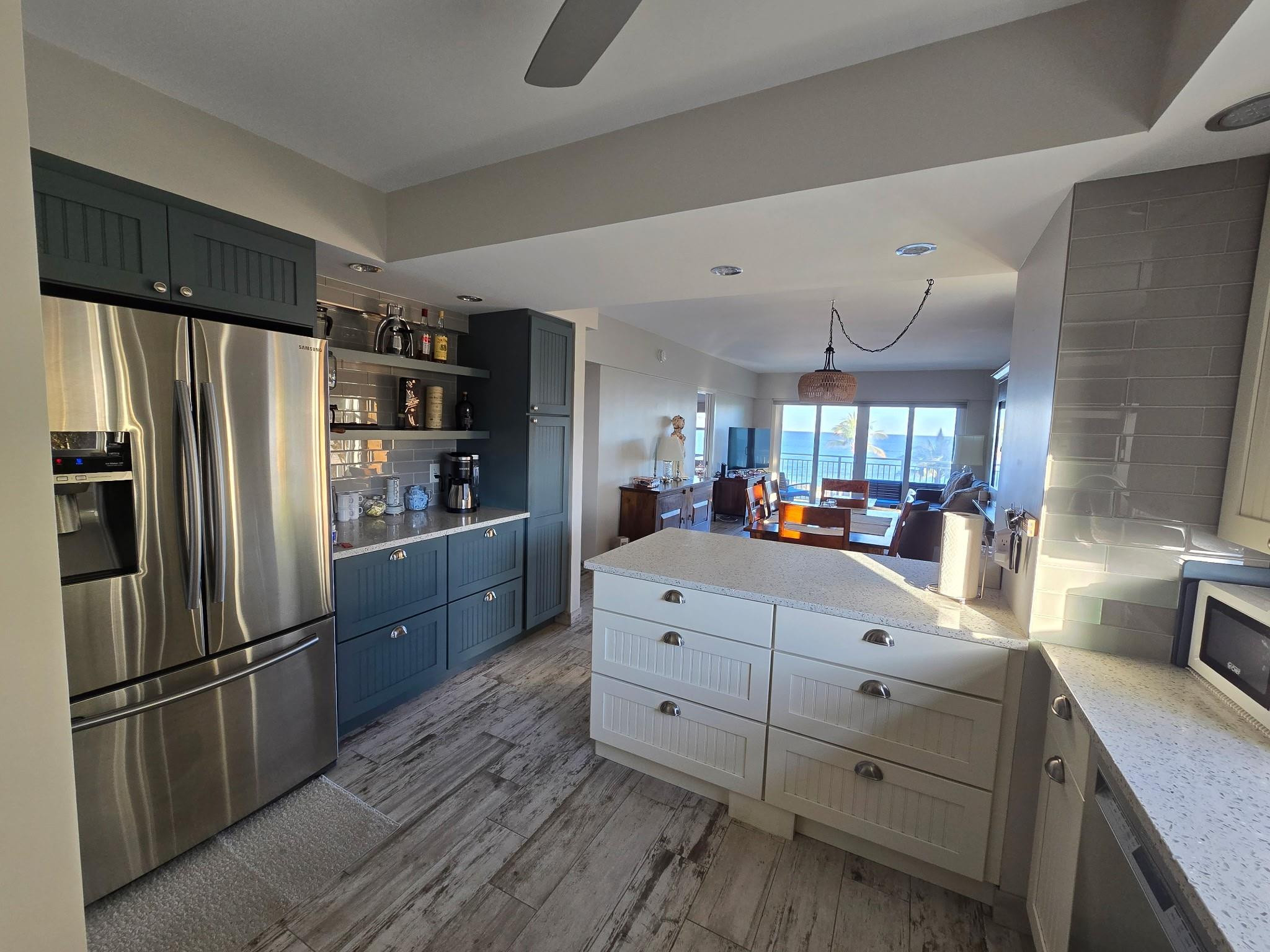 Foto de propiedad en 1035 Hillsboro Mile 31, Hillsboro Beach, FL 33062 Hillsboro Beach con MLS# 