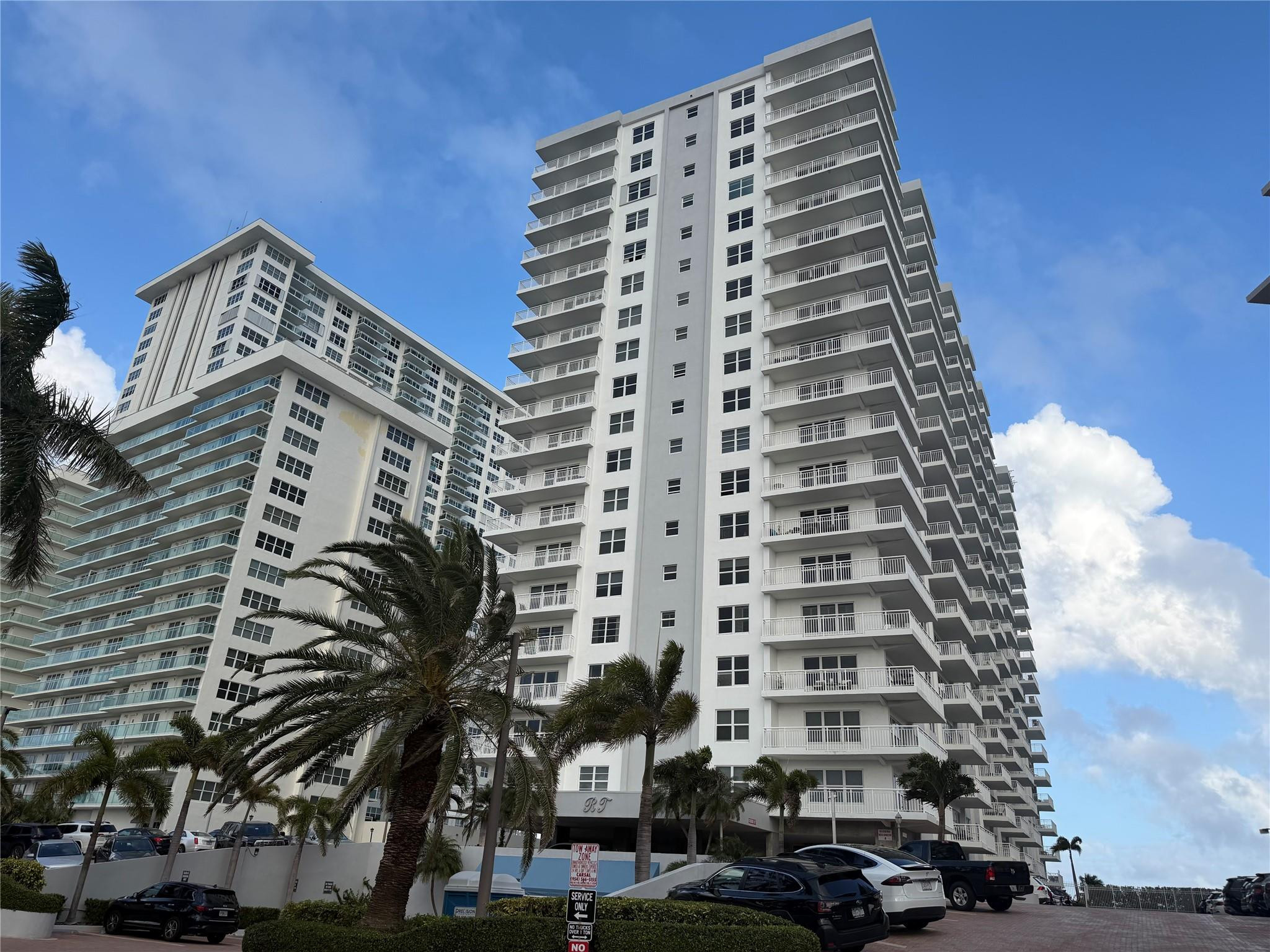Foto de propiedad en 3850 Galt Ocean Drive 210, Fort Lauderdale, FL 33308 Fort Lauderdale con MLS# 