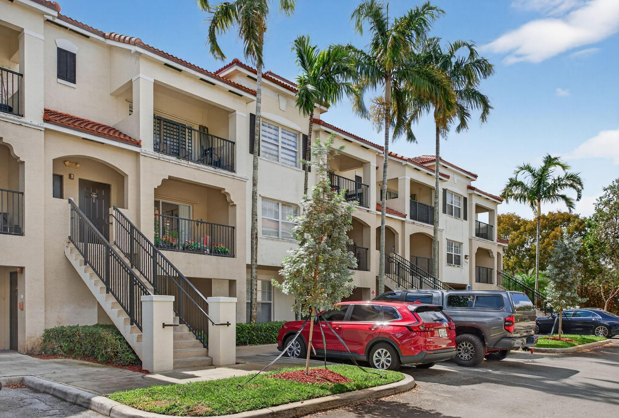Foto de propiedad en 5980 W Sample Road 204, Coral Springs, FL 33067 Coral Springs con MLS# 