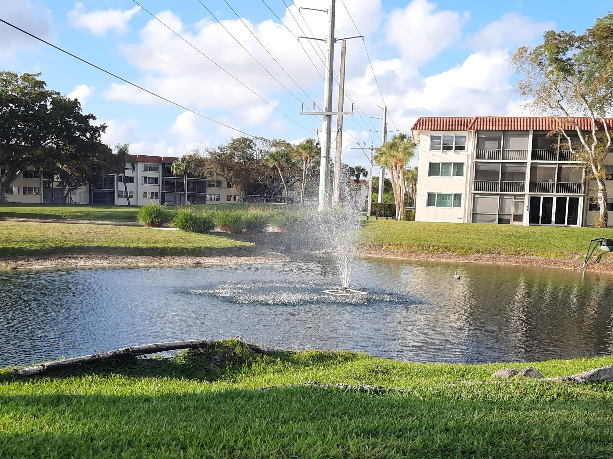 Foto de propiedad en  Pembroke Pines con MLS# 
