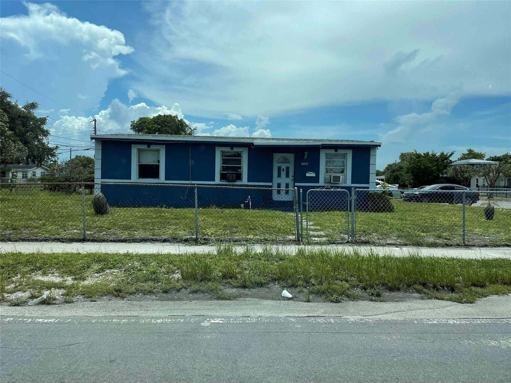 Foto de propiedad en 1589 NW 6th Avenue, Pompano Beach, FL 33060 Pompano Beach con MLS# 