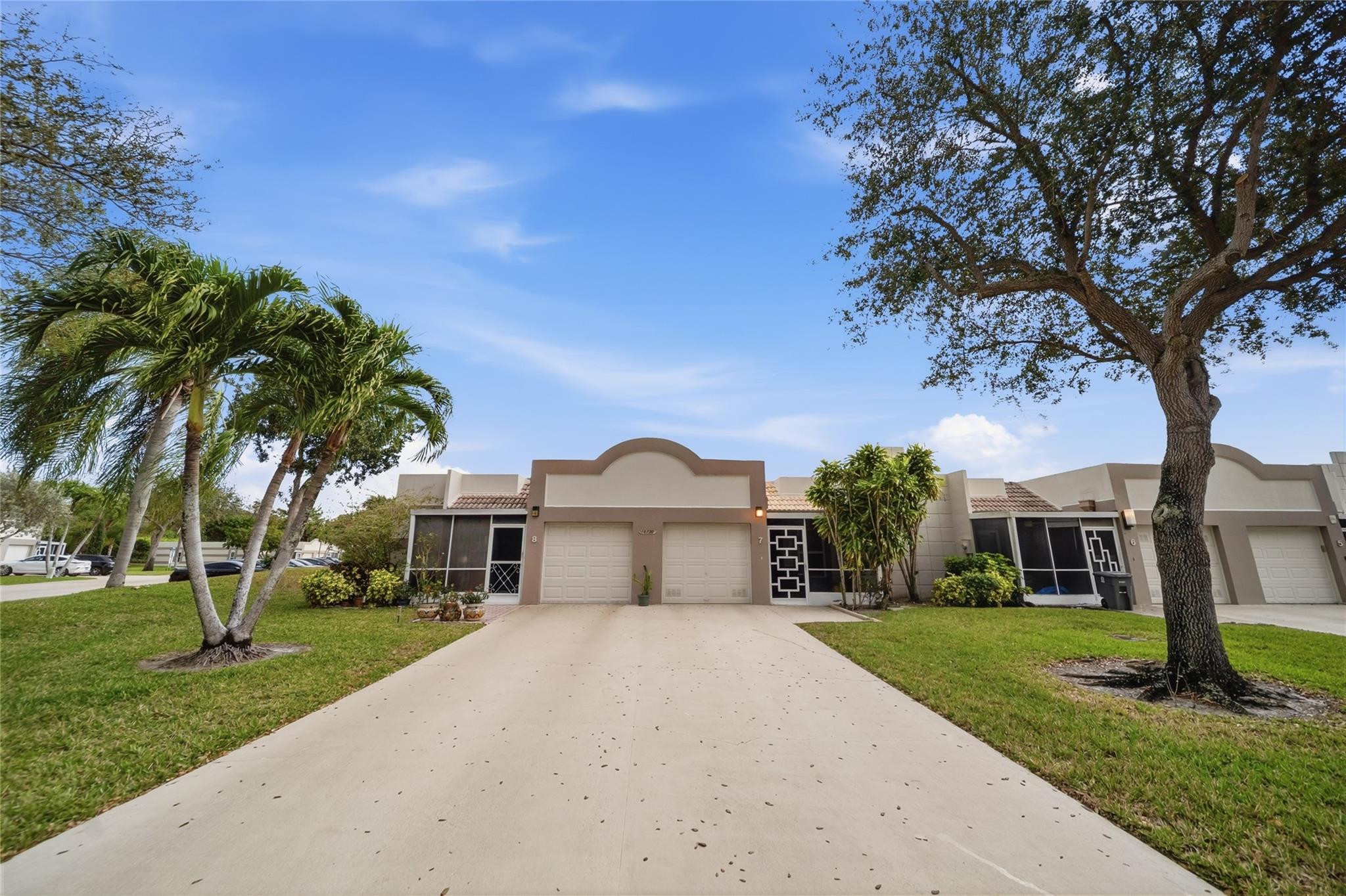 Foto de propiedad en 18730 Stewart Circle 7, Boca Raton, FL 33496 Boca Raton con MLS# 
