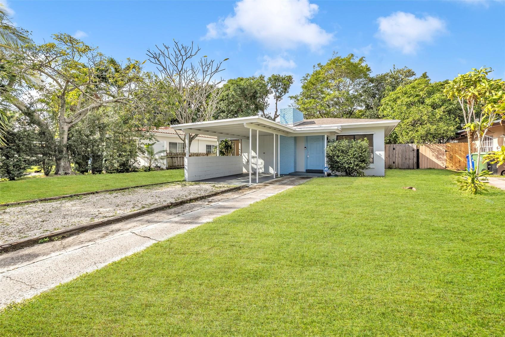 Foto de propiedad en 1317 NW 7th Terrace, Fort Lauderdale, FL 33311 Fort Lauderdale con MLS# 