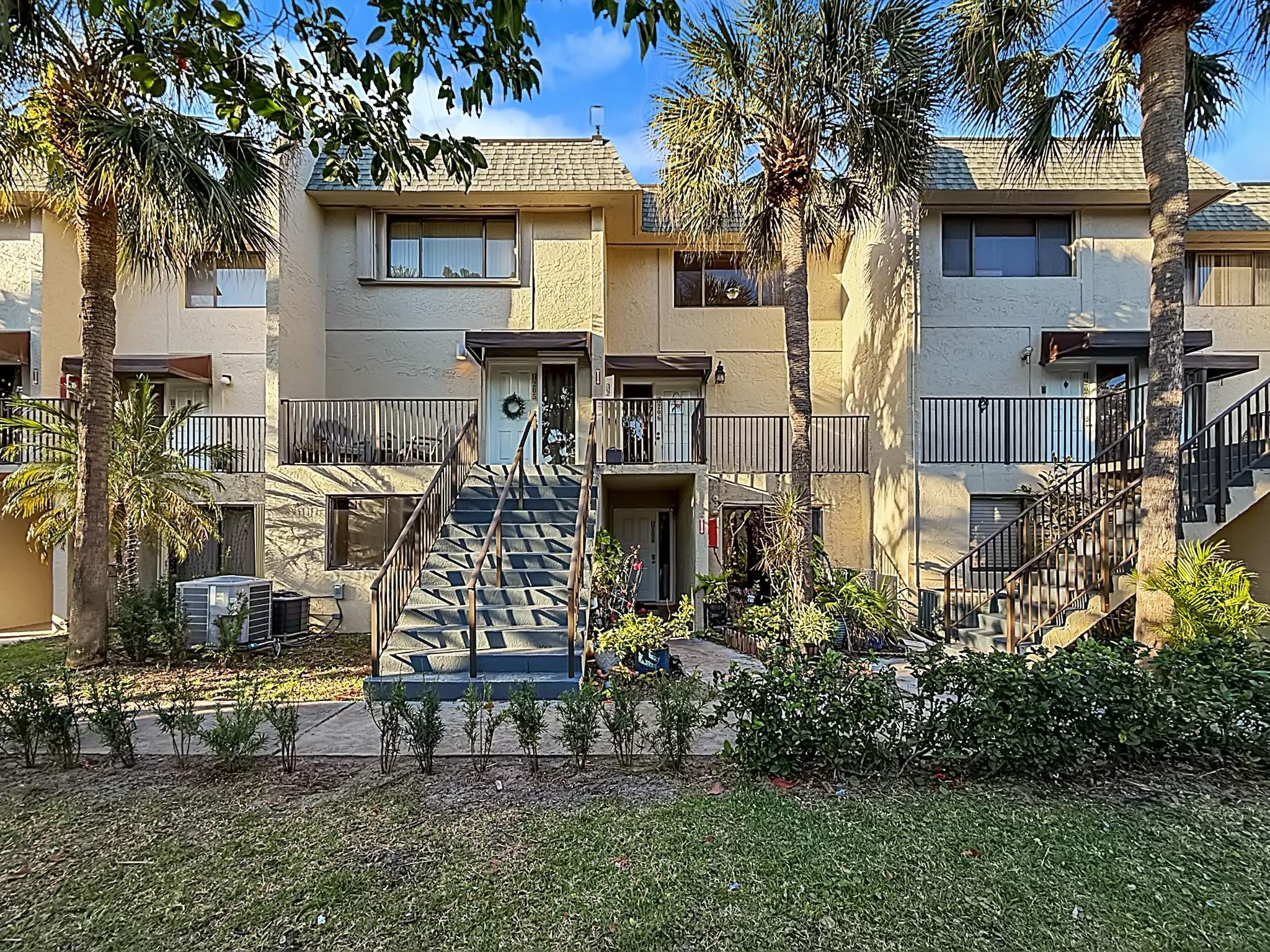 Foto de propiedad en 65 Deer Creek Road H206, Deerfield Beach, FL 33442 Deerfield Beach con MLS# 