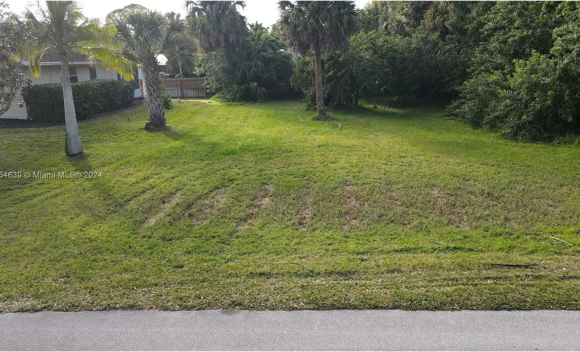 Foto de propiedad en 755 38th Court, Vero Beach, FL 32968 Vero Beach con MLS# 