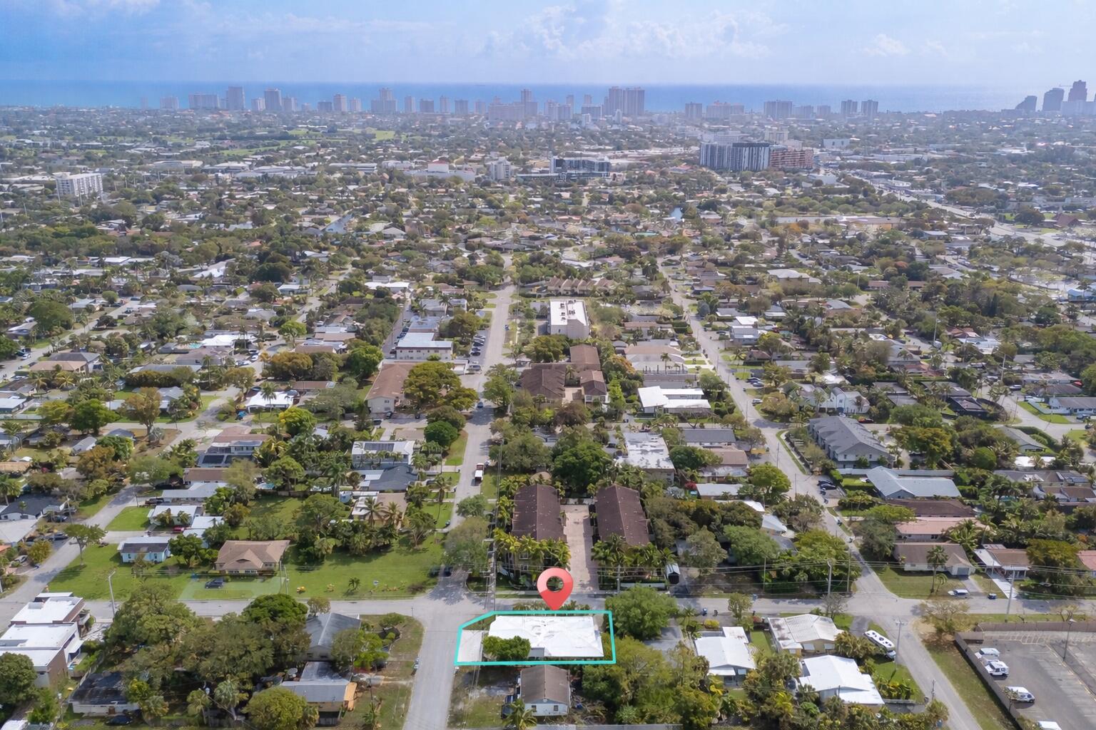 Foto de propiedad en 3431 NE 13th Avenue, Oakland Park, FL 33334 Oakland Park con MLS# 
