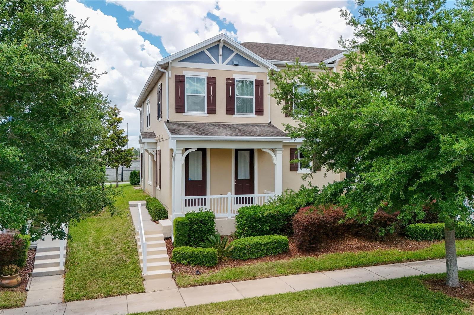 Foto de propiedad en 8012 BLUEJACK OAK DR WINTER GARDEN con MLS# FC317938