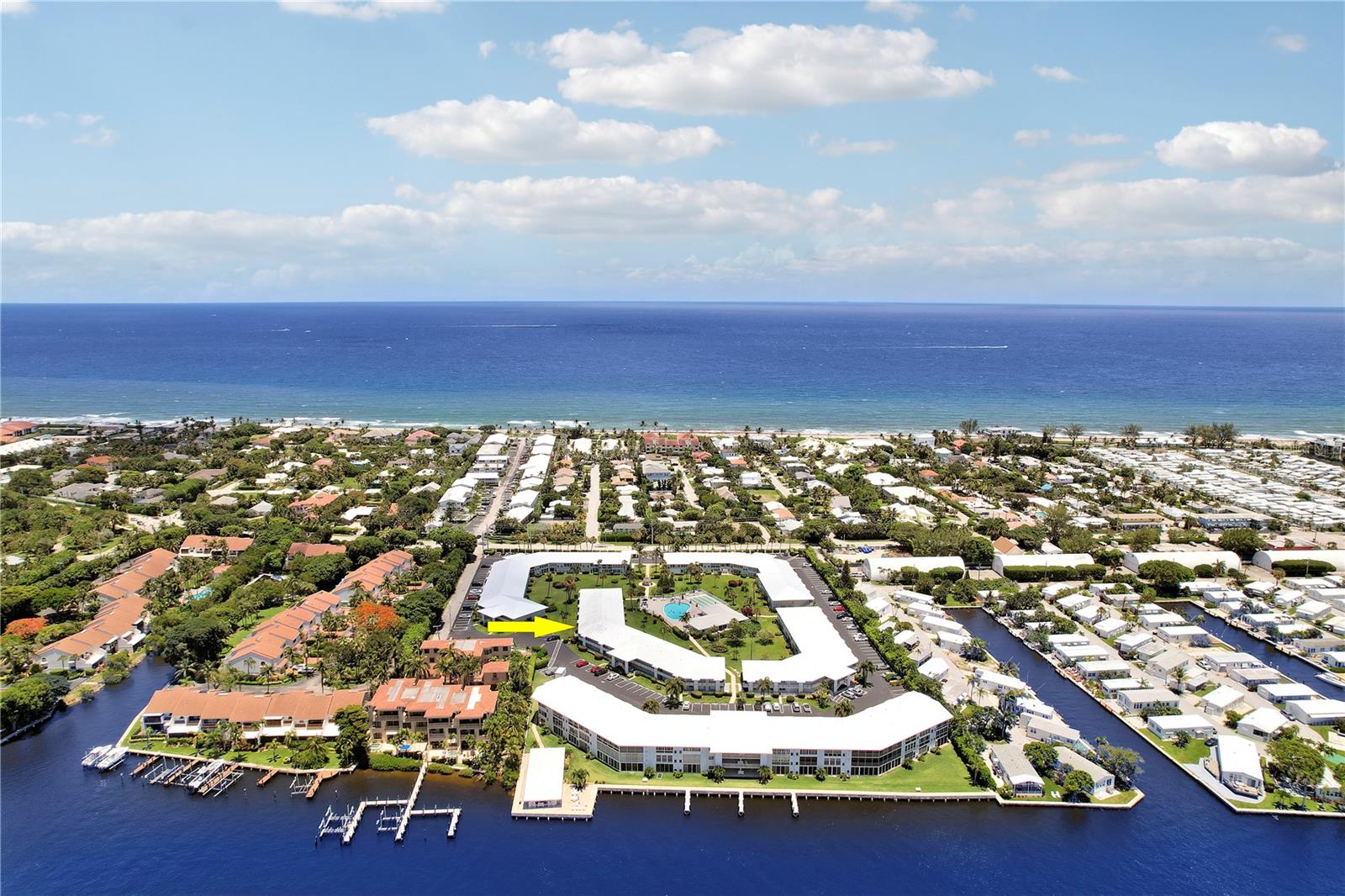 Foto de propiedad en 5540 N OCEAN BLVD #206 OCEAN RIDGE con MLS# FC319311