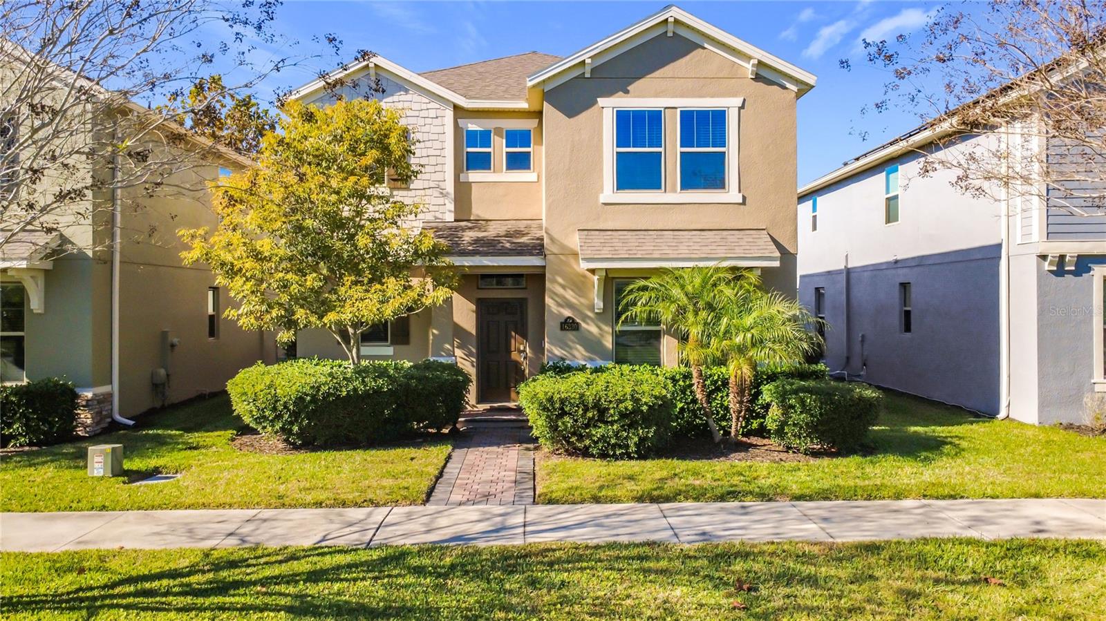 Foto de propiedad en 16330 BRISK BREEZE ALY WINTER GARDEN con MLS# G5106012