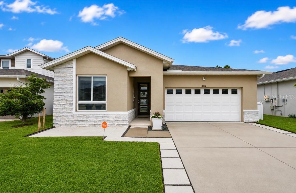 Foto de propiedad en 4334 SOUTHERN VISTA LOOP ST CLOUD con MLS# G5110730