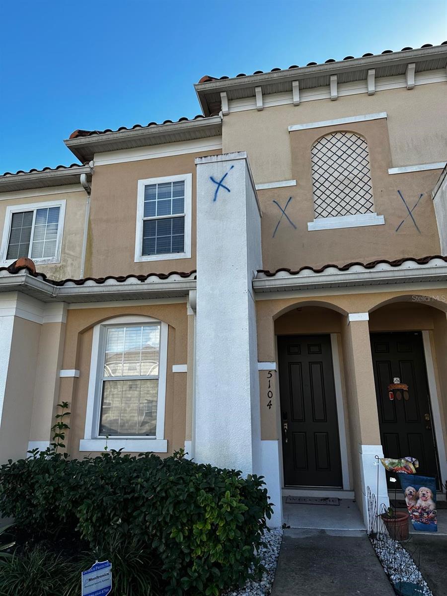Foto de propiedad en 5104 DOMINICA DR KISSIMMEE con MLS# G5112123