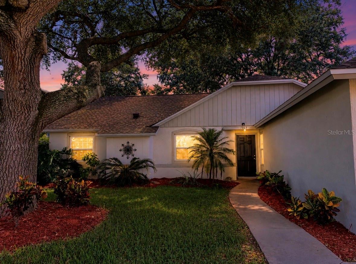 Foto de propiedad en 7333 RADIANT CIR ORLANDO con MLS# G5113540