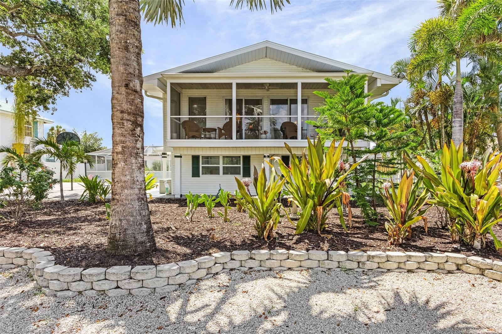 En Venta 140 BAY MAR DR, FORT MYERS BEACH, FL 33931