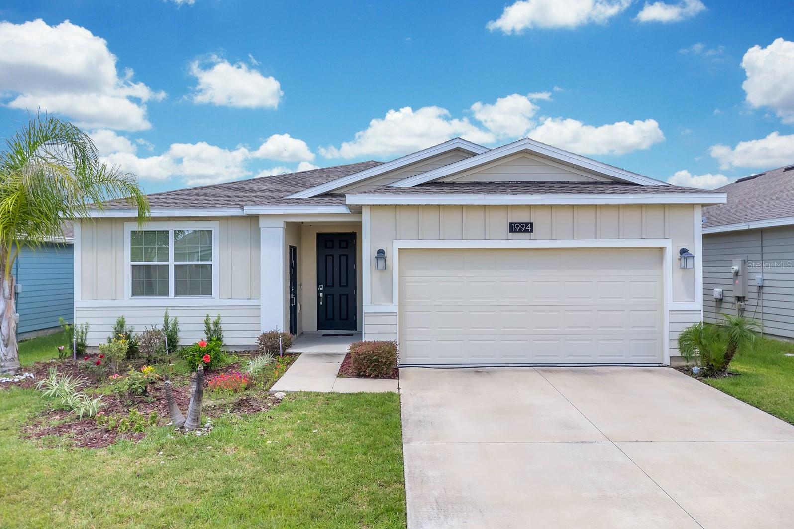 Foto de propiedad en 1994 BIRNHAM WOOD BND KISSIMMEE con MLS# GC543205