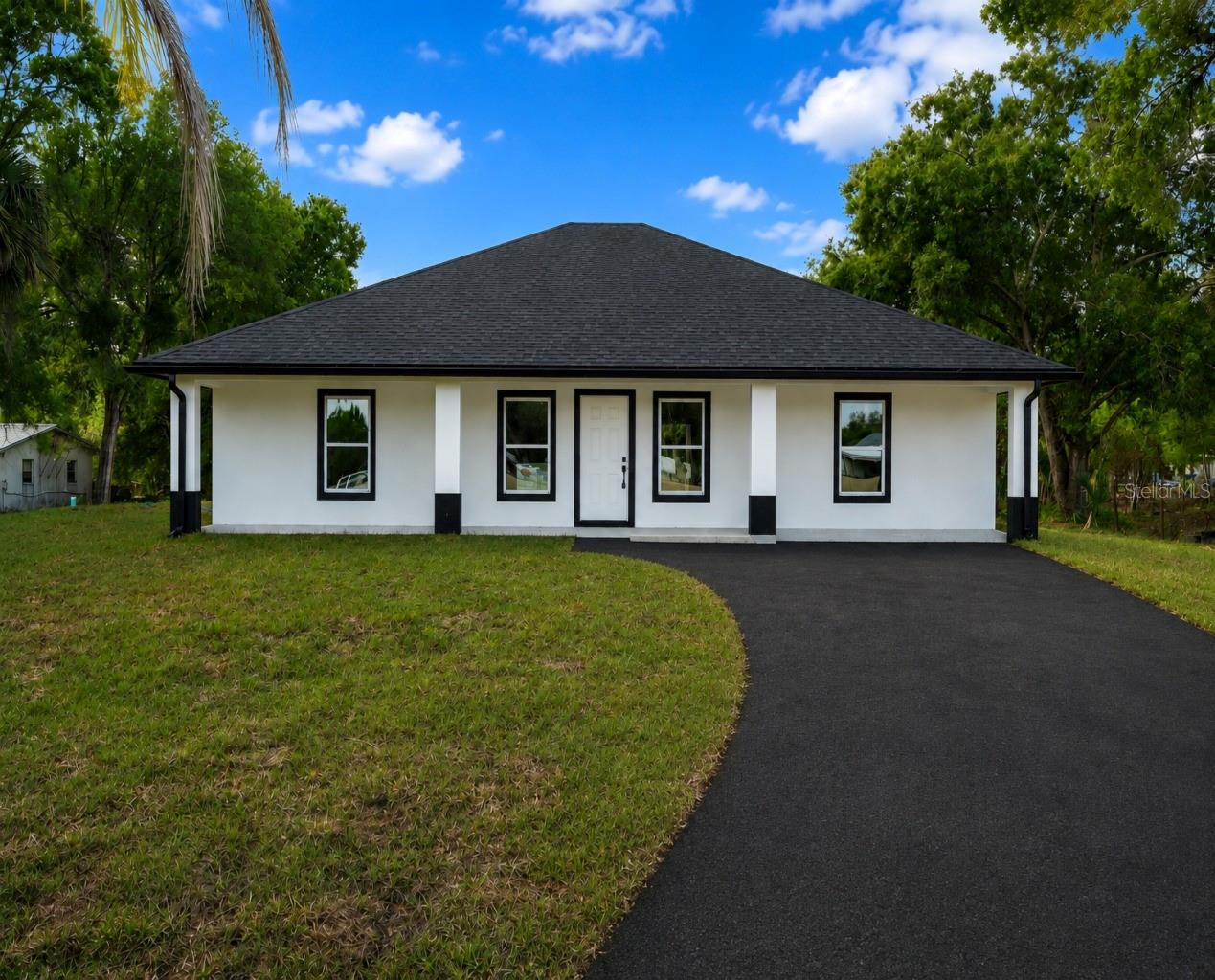 Foto de propiedad en 21483 NW 262ND ST OKEECHOBEE con MLS# K4903376