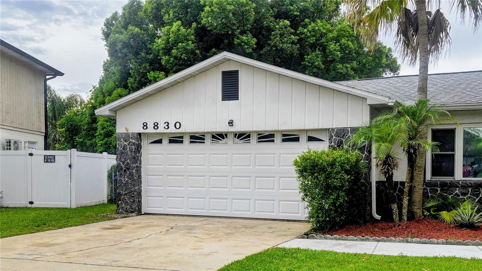 Foto de propiedad en 8830 SCIOTO CT ORLANDO con MLS# L4960327