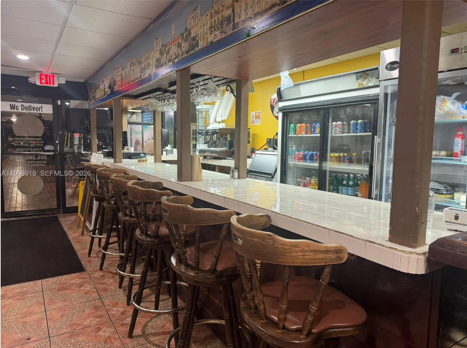 En Venta Latin Cafeteria for Sale Latin Cafeteria For Sale West Flagler, Miami, FL 33144, Miami, FL 33144