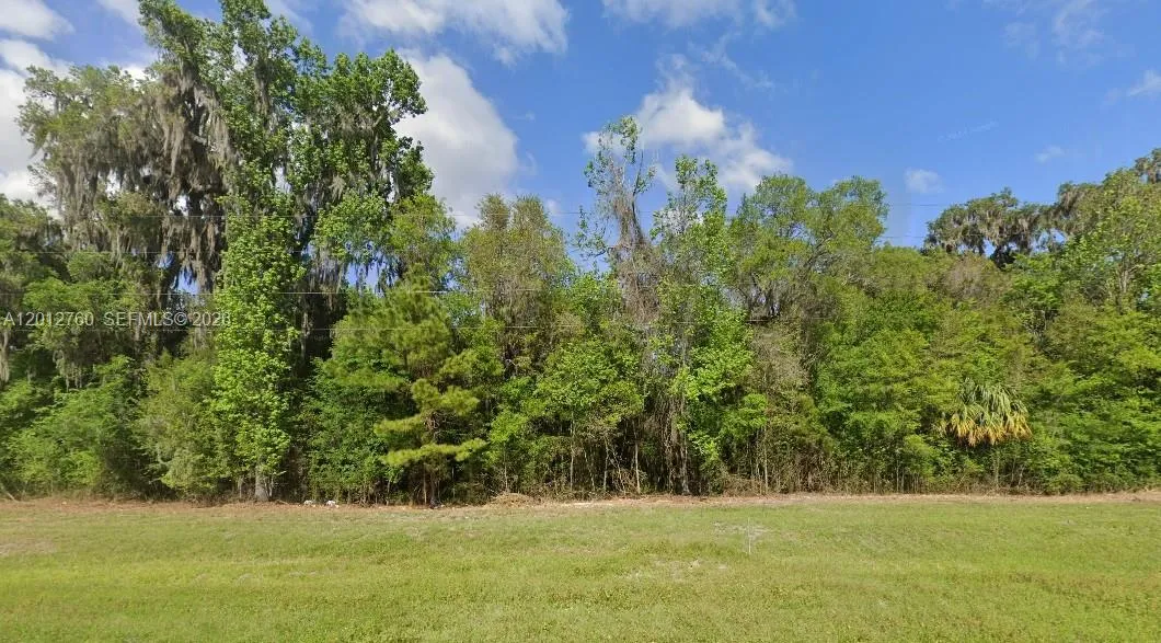 Foto de propiedad en N Highway 27, Ocala, FL 34482 Ocala con MLS# 