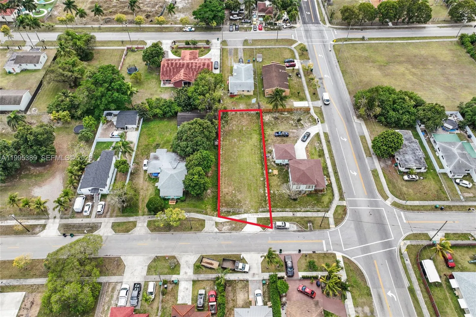 Foto de propiedad en NW 2, Florida City, FL 33034 Florida City con MLS# 