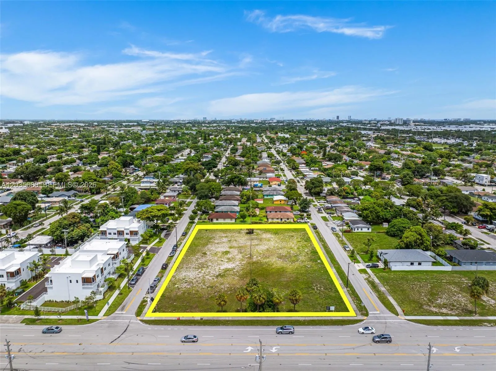 Foto de propiedad en NW 31st Avenue, Pompano Beach, FL 33069 Pompano Beach con MLS# 