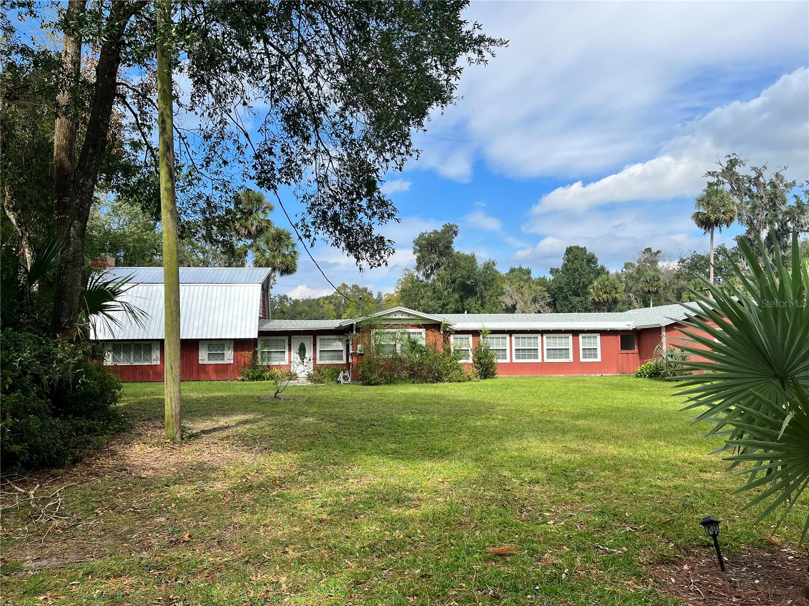 Foto de propiedad en  APOPKA con MLS# O6118763