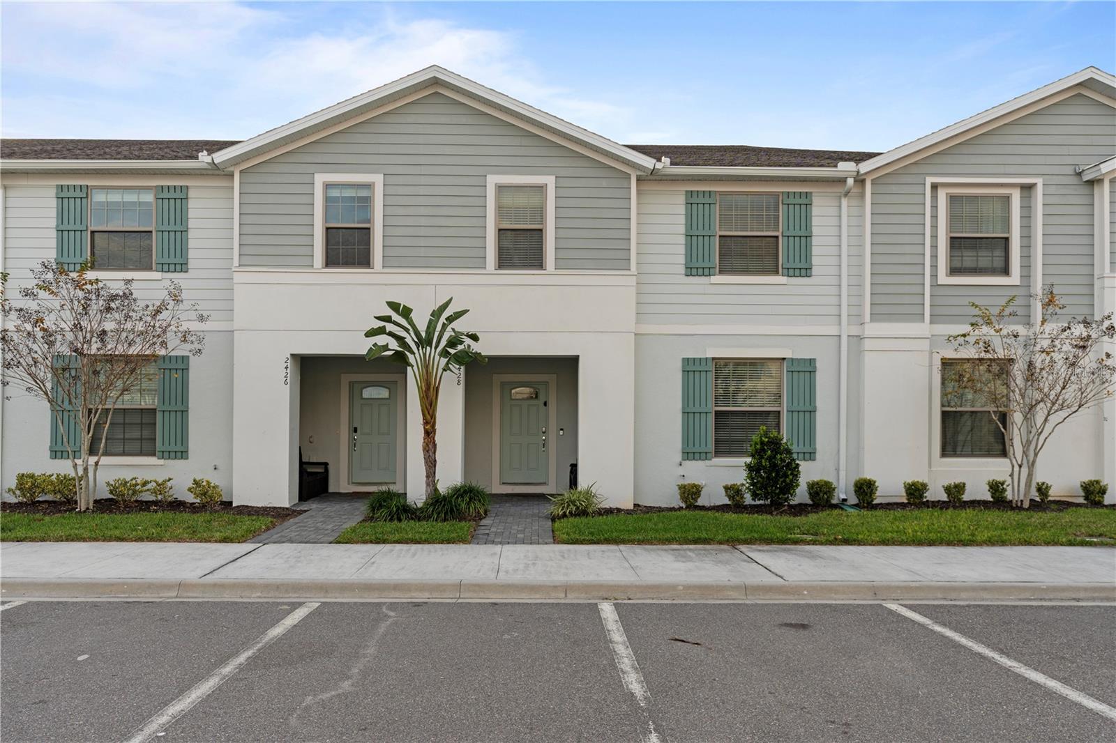 Foto de propiedad en 2428 DUBAI ST KISSIMMEE con MLS# O6233761