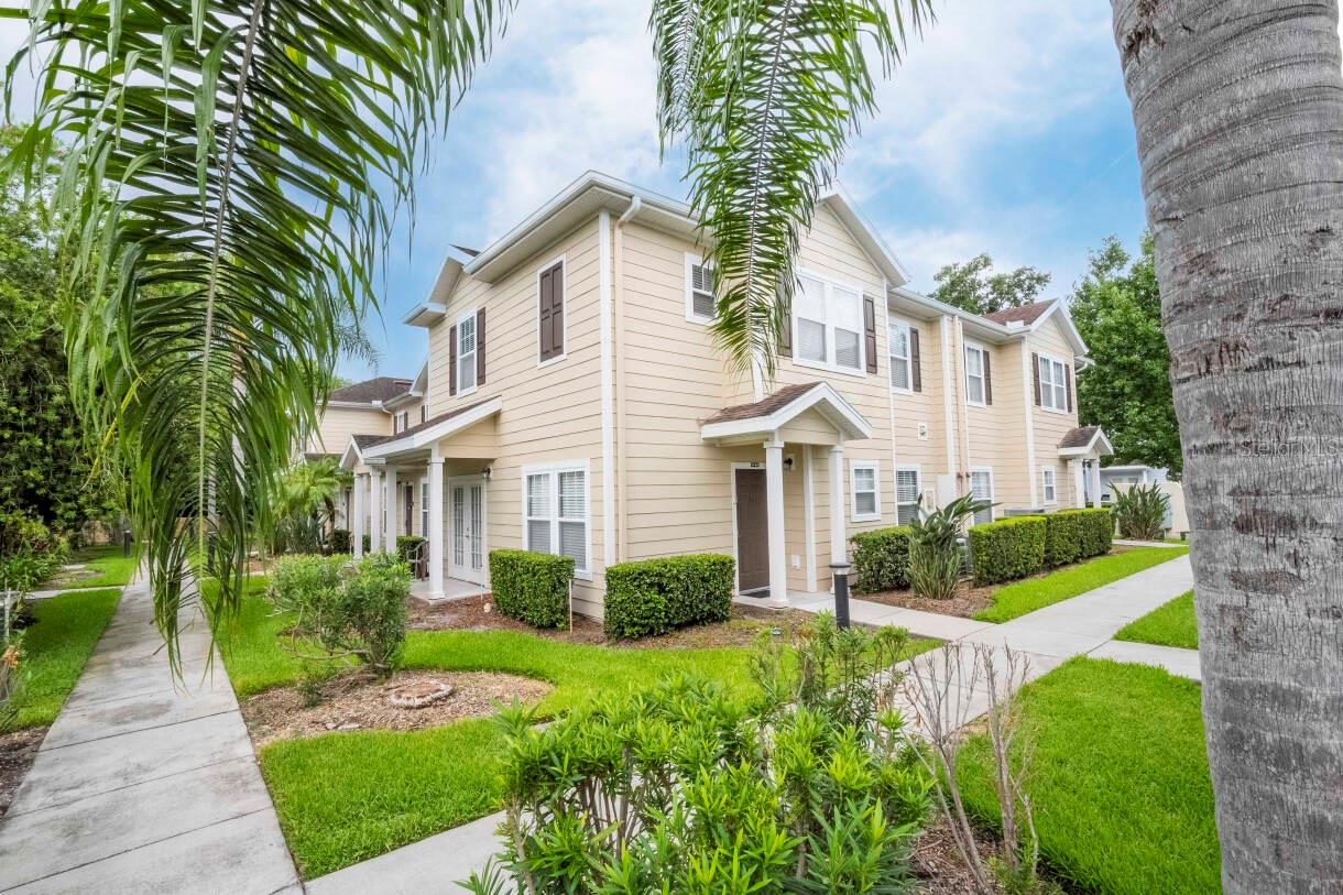 Foto de propiedad en 2901 EDENSHIRE WAY #104 KISSIMMEE con MLS# O6264074